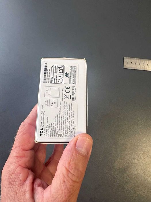 смяртфон TCL 505