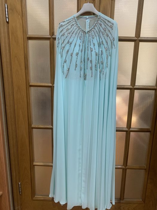 Платье вечернее в пол