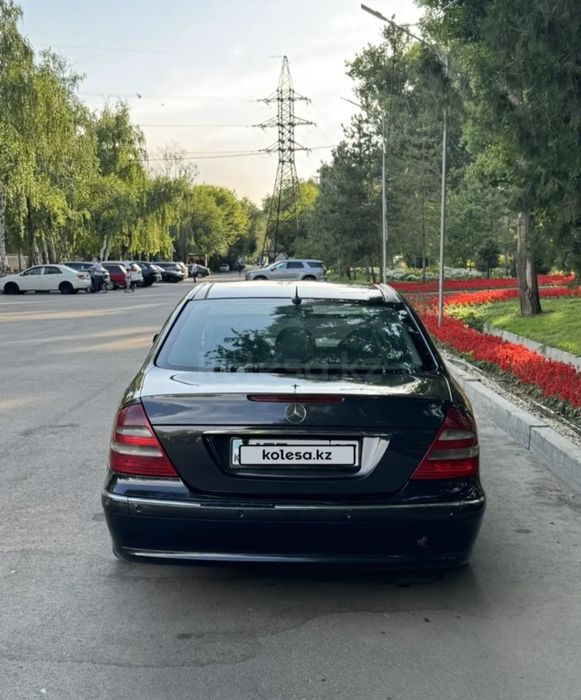 Мерс 211 продам .