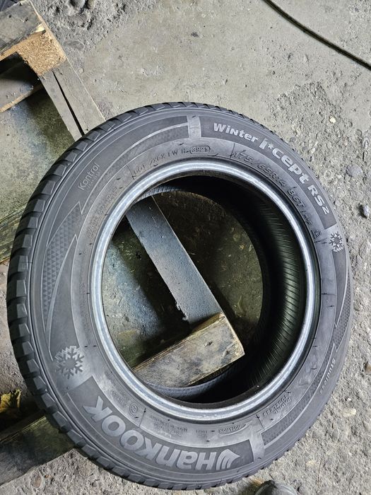 2 anvelope iarna 175 65 14 Hankook 2021