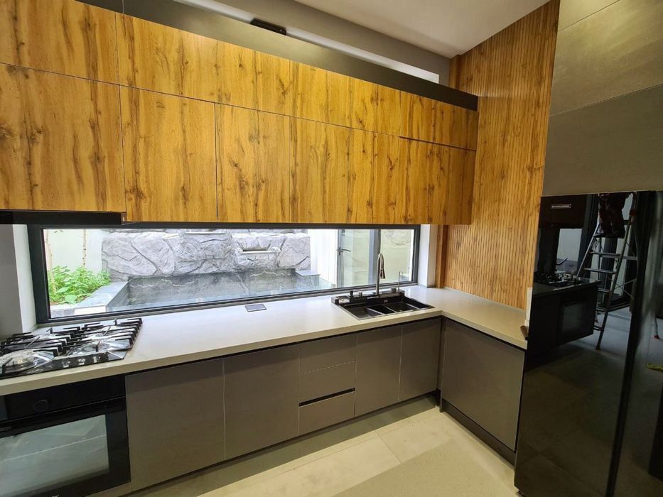 Ул.Шукура Бурханова ( Центр Луначарского )