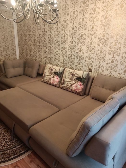 Продам диван модель "Кардинал".