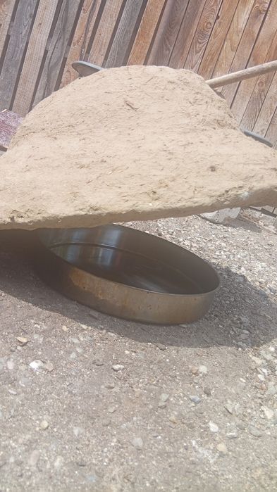 Vând țest de pâine