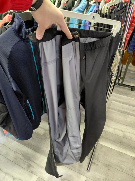 Arcteryx suprapantaloni Men L, impecabil, cod L4