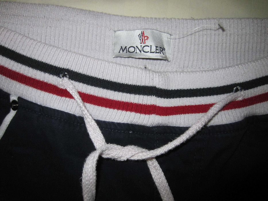 Pantalon bermude , masura XL, bleumarin, 2 buzunare laterale, 2 buzunare spate, stare f.buna