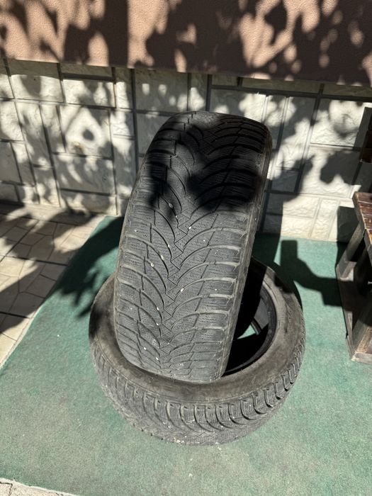 Nexen 225/50/17 2 броя зимни гуми