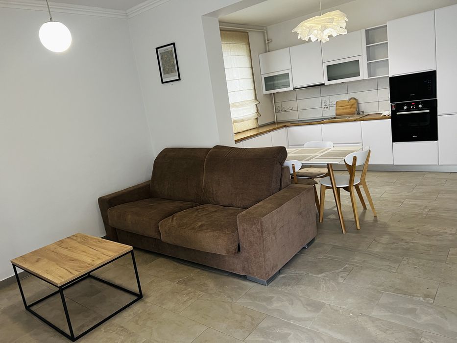 Proprietar inchiriez apartament