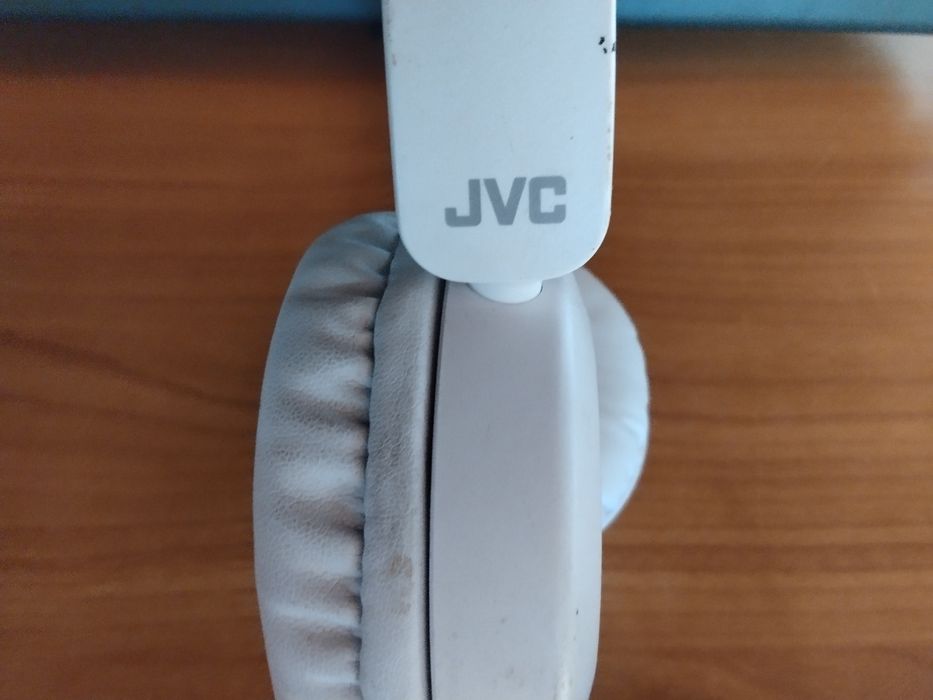 оригинални стерео слушалки големи на JVC перфектни