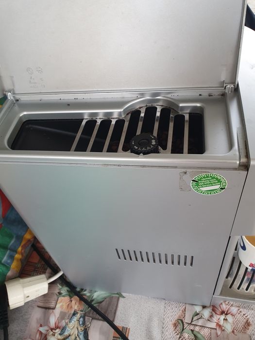 Кафеавтомат DeLonghi MAGNEFIKA ELEGANCE с кана