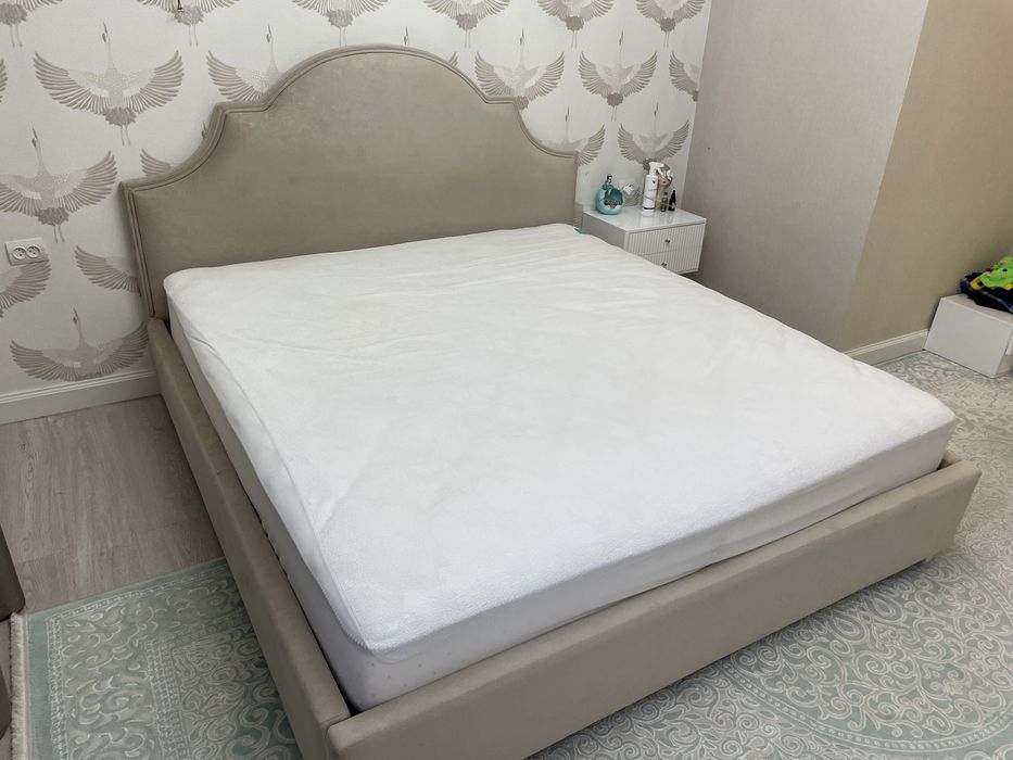 Кровать, двух спальная