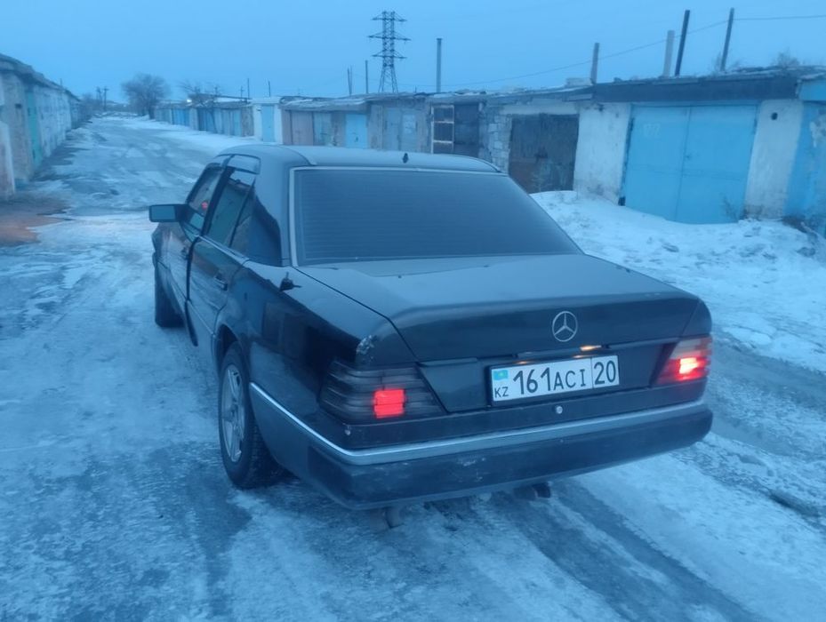 Продам обмен мерс 124
