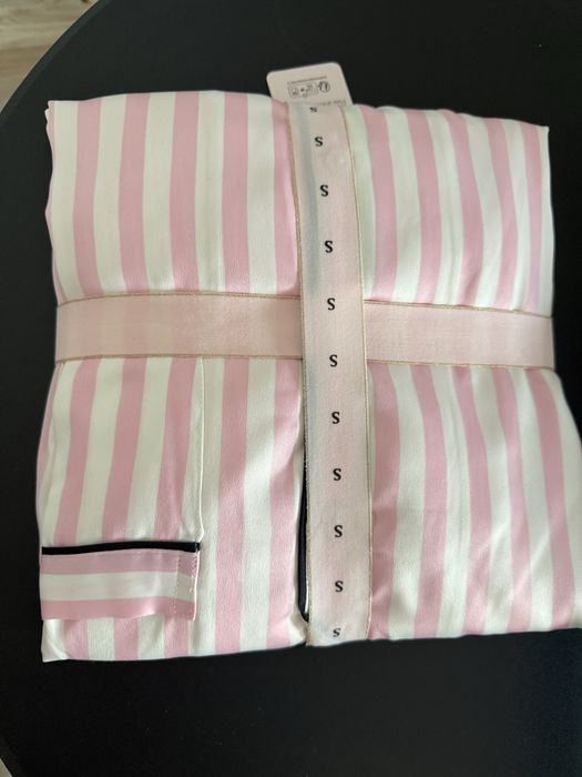 Victoria's Secret | Satin Long Pajama Set