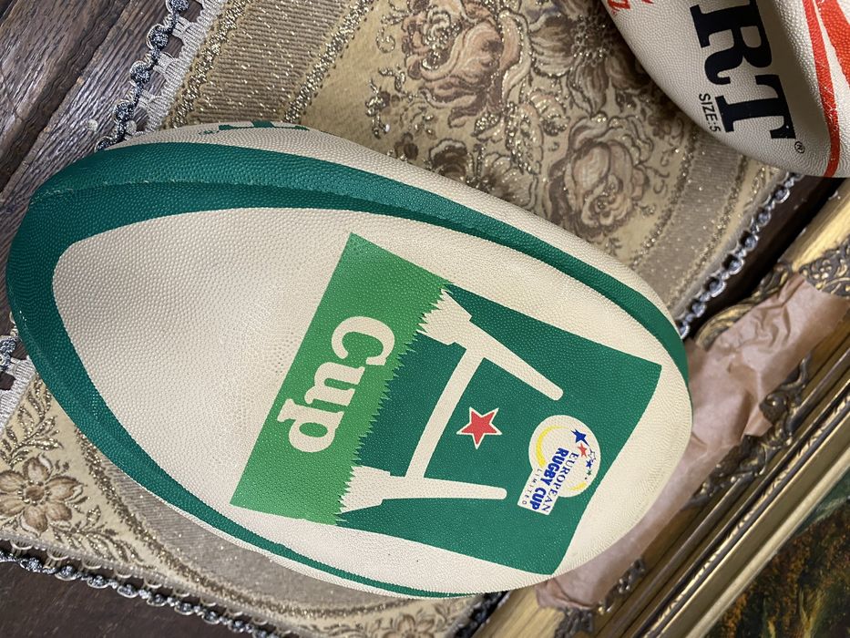 Ретро топка за ръгби  никога не е използвана колекционерска стойност