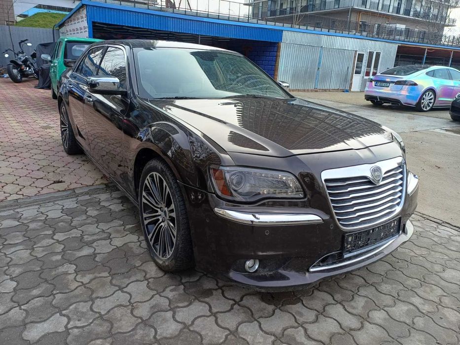 Lancia Thema 2013 / 184.000km/ Diesel