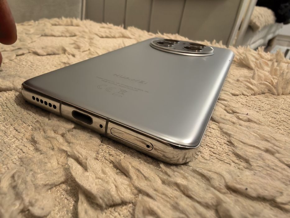 Huawei mate 50 pro 256GB 8RAM