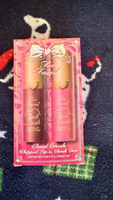 Too faced whipped Lip&Cheek duo Limited edition