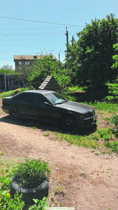 Продам BMW E36 бмв 320