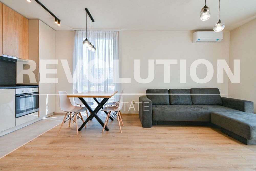 Дава се под наем Двустаен апартамент в София, Обеля - 65 кв.м за 580 € - Снимка #1