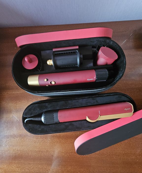 Продаю АБСОЛЮТНО новые Dyson