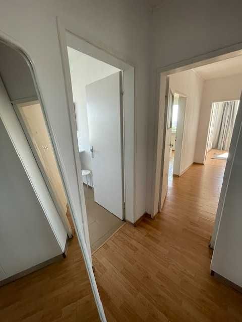 Дава се под наем Четиристаен апартамент в София, Дружба 1 - 100 кв.м за 663 € - Снимка #16