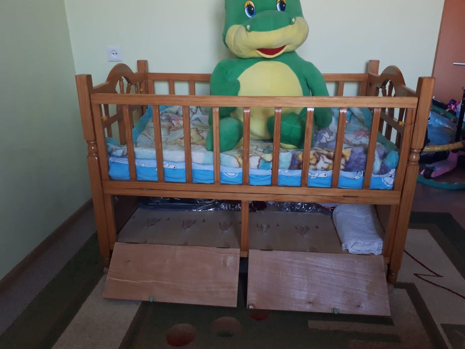 Детский кровать для малышей и подростков.
