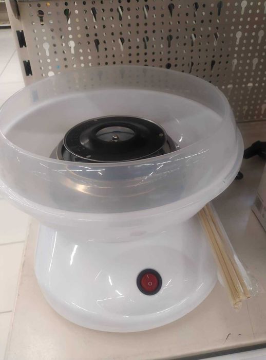 Машина уред за захарен памук диаметър 25 см. 550 W и 10 пръчици.