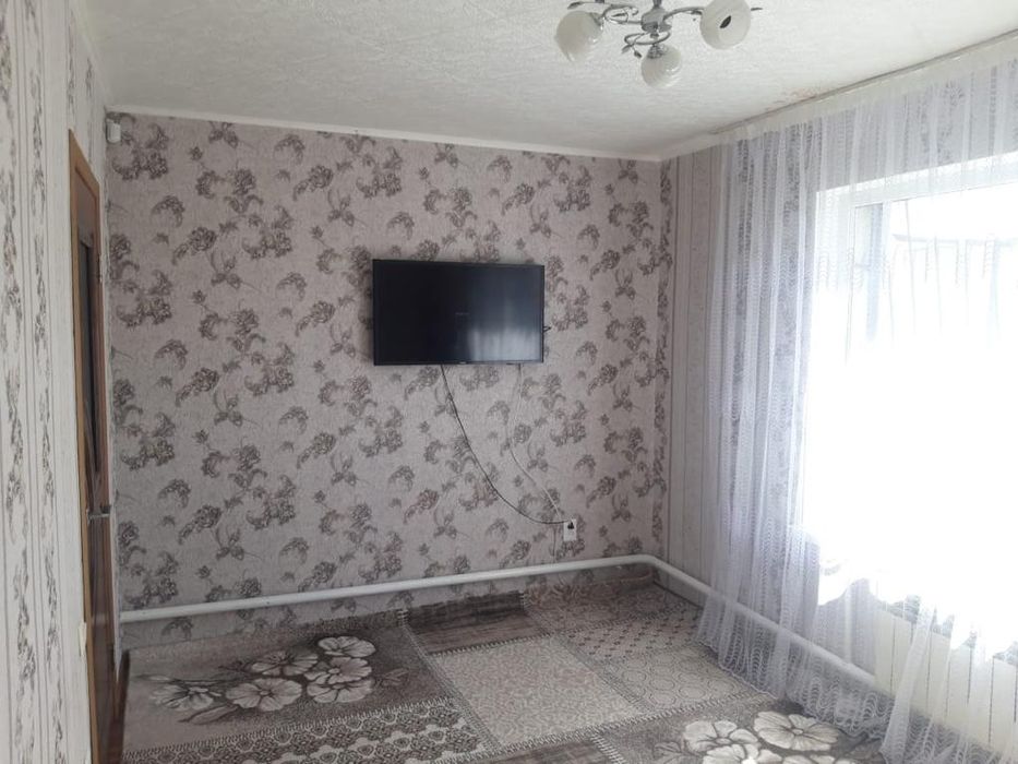 Продам два дома на одном участке