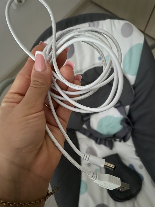 Leagan electric bebelusi