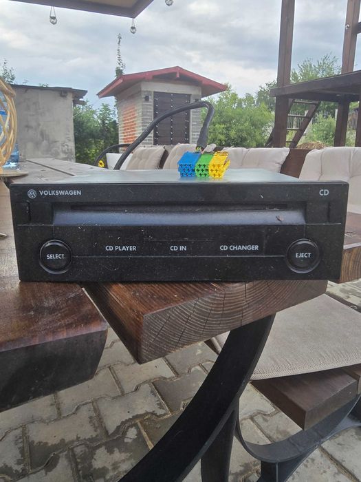 Оригинален CD чейнджър (CD player) за Volkswagen