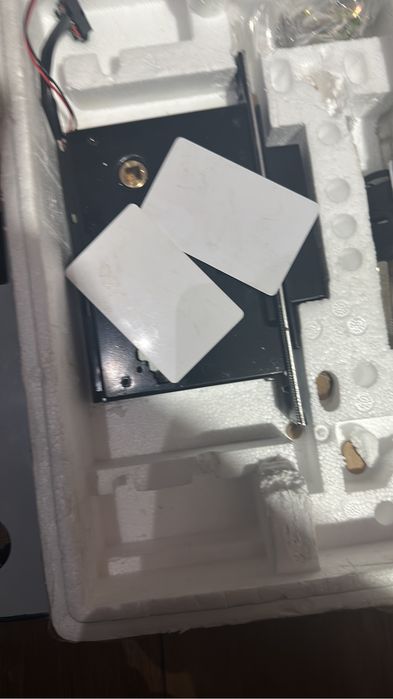 Yala , broasca , cu card si cheie noua