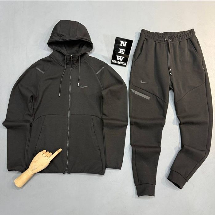 Мъжки комплекти Nike