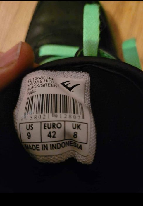 Adidasi gheata Everlast in conditie buna, folositi odata, marime 42