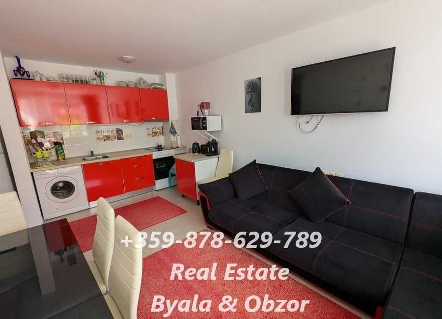 Продава се Двустаен апартамент в Бяла - 80 кв.м за 1050 €/кв.м - Снимка #5