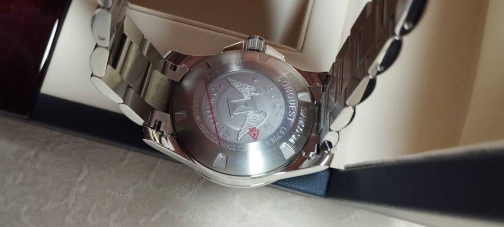 Longines Conquest automatic