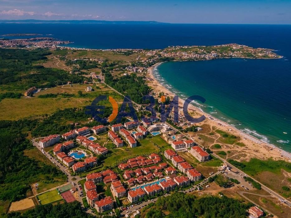 Продава се Тристаен апартамент в Созопол - 73 кв.м за 990 €/кв.м - Снимка #8