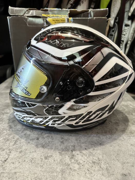 Каска Scorpion EXO 2000 размер XS нова!