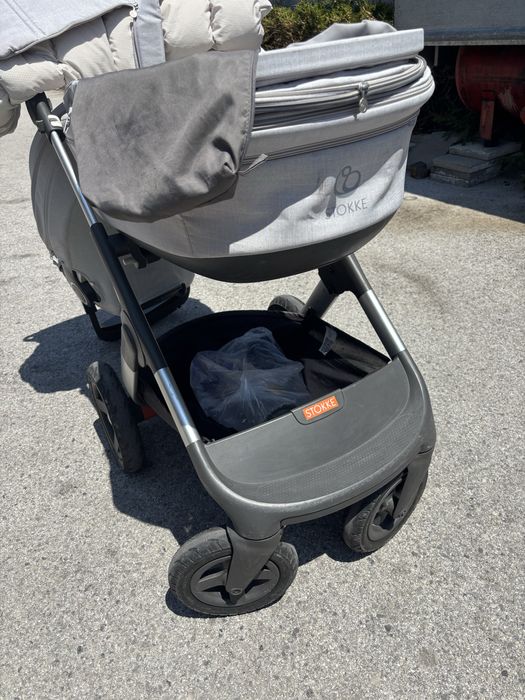 Stokke два коша+всички аксесоари(буквално нова)