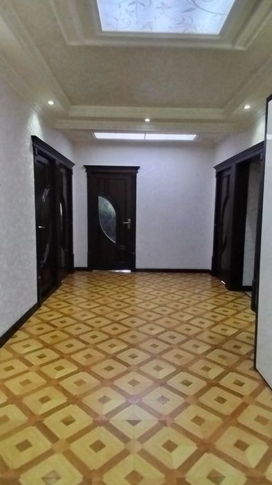 м. Беруний 4/4/9. 110м2. с евро ремонтом