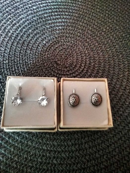 Обеци с английско закопчаване