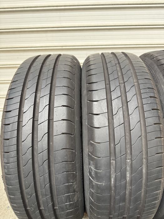 Автомобилни гуми 195 65 15 Goodyear