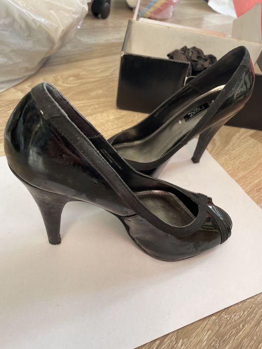 Черни лачени обувки Next