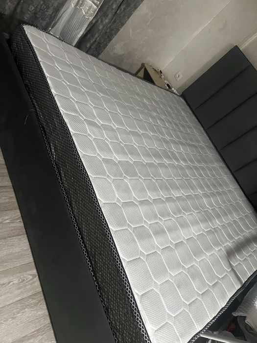 Продам матрас новый