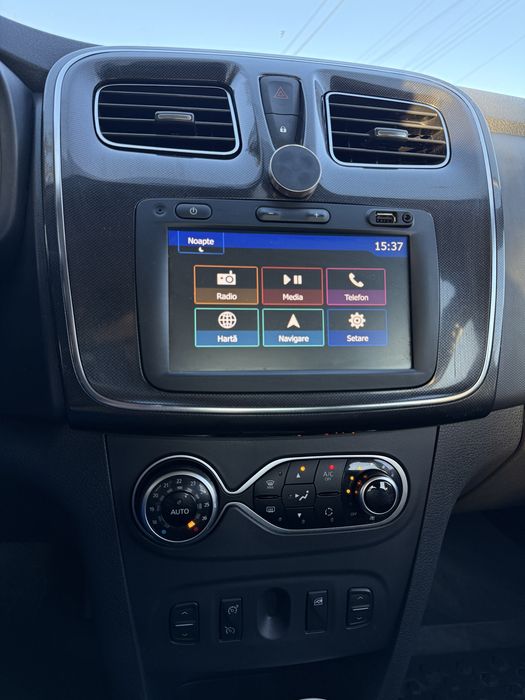 Dacia Logan 0.9 + GPL 2019 PRESTIGE + cu toate dotarile FULL car play