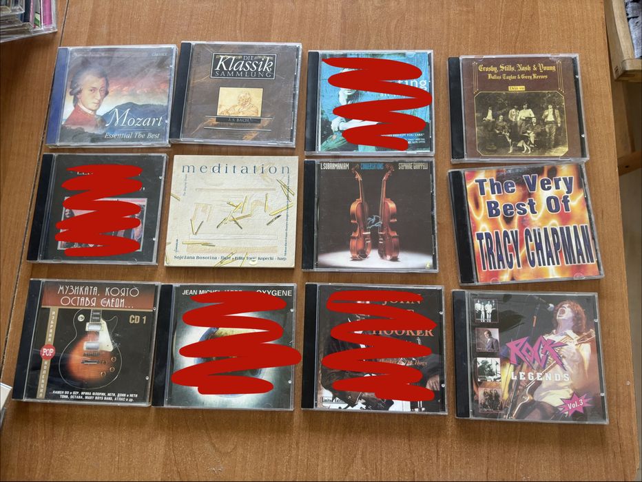 Музикални CD дискове и касетки