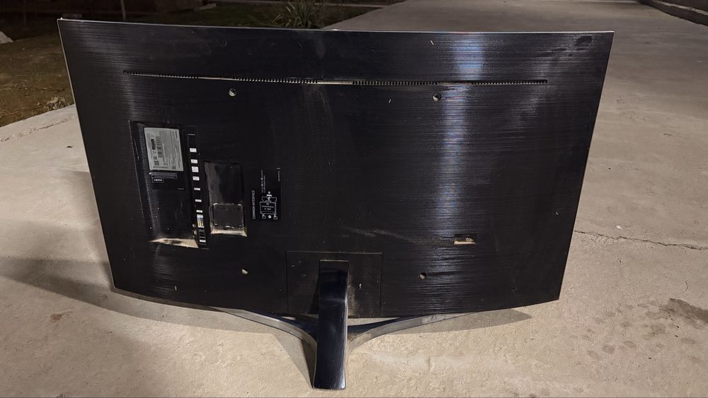 Телевизор Samsung на запчасти