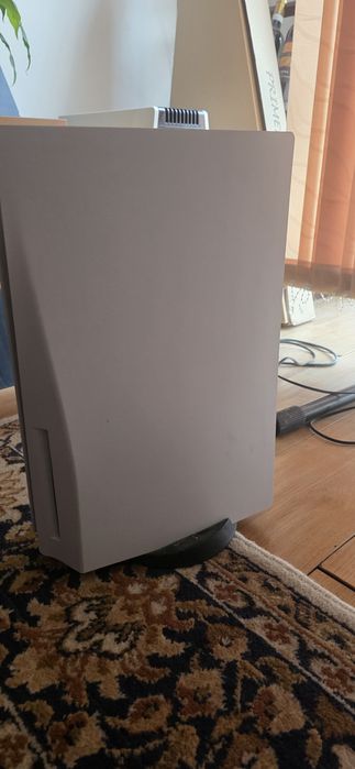 Плейстешън 5 чисто нов