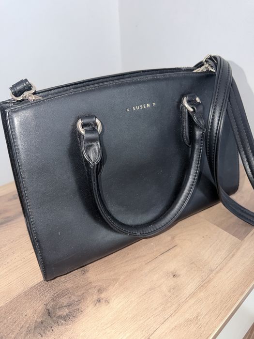 Сумка продается черная