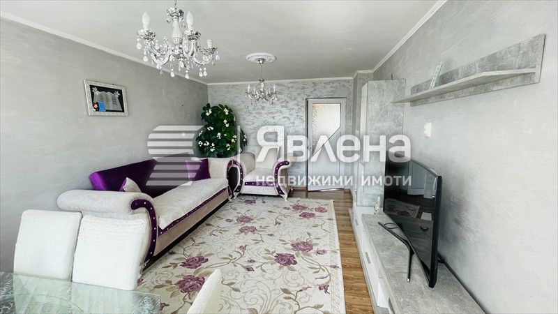 Продава се Тристаен апартамент в Варна, Колхозен пазар - 68 кв.м за 1618 €/кв.м - Снимка #1
