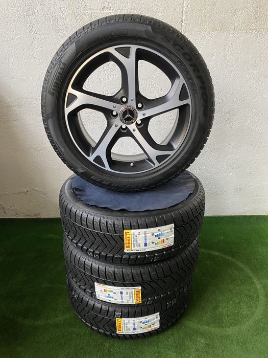 Jante Originale Mercedes GLA 156 R 18 echipare iarna