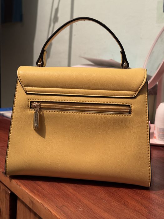 Сумочка женская красивая